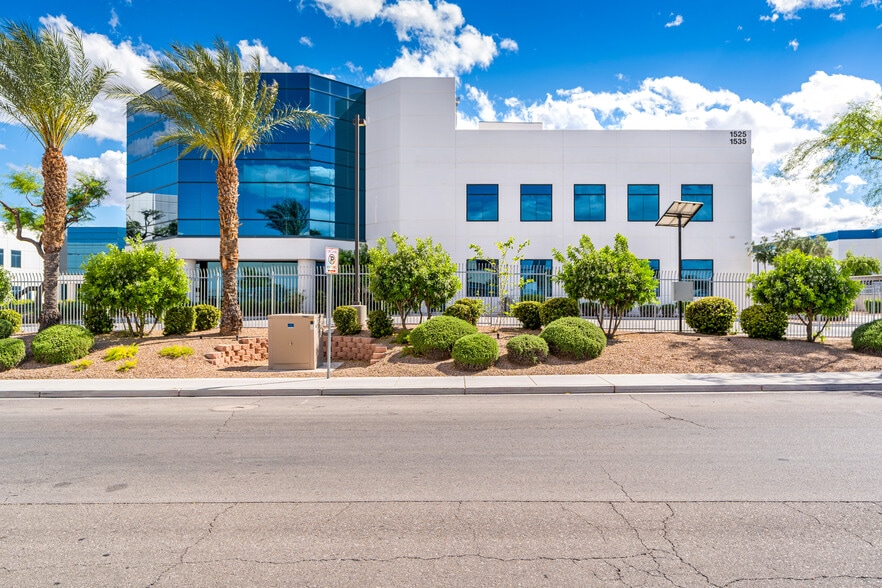 Primary Photo Of 1525 Pama Ln, Las Vegas Warehouse For Sale