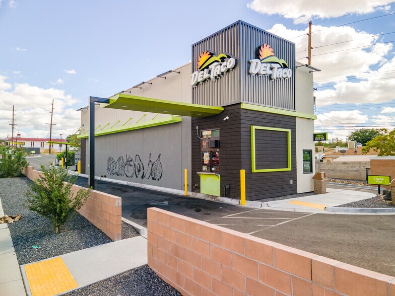 More Photos Of 1500 SE Gibson Blvd, Albuquerque Freestanding For Sale