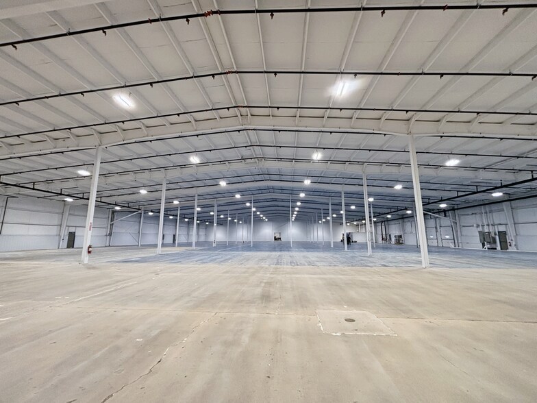 More Photos Of 7774-7810 Whipple Ave NW, Canton Warehouse For Lease