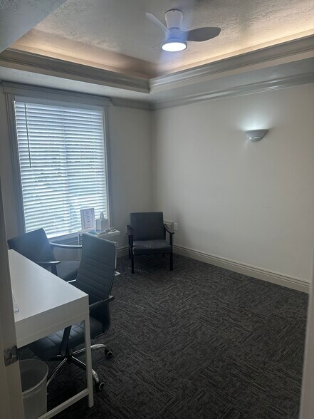 More Photos Of 11576 S State St, Draper Medical For Lease