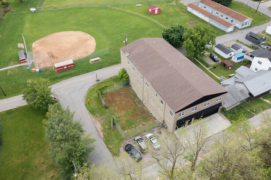 More Photos Of 414 E Lincoln Ave, Mc Donald Warehouse For Sale