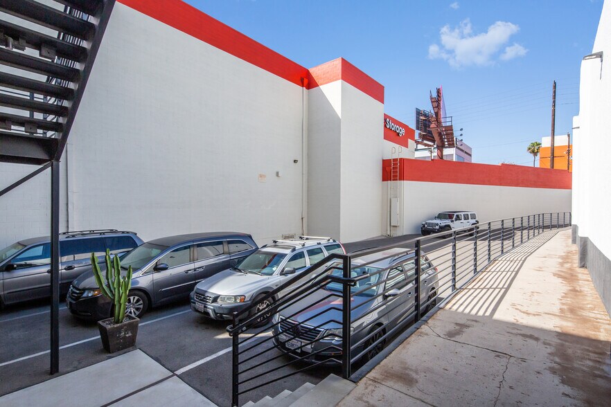 More Photos Of 6820-6830 Santa Monica Blvd, Los Angeles Storefront Retail Office For Sale