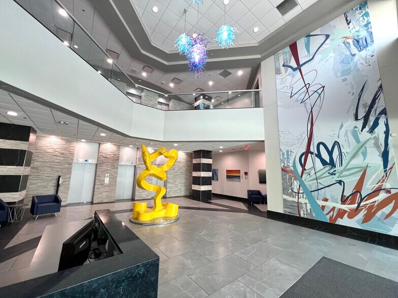 More Photos Of 1515 Ringling Blvd, Sarasota Office For Lease