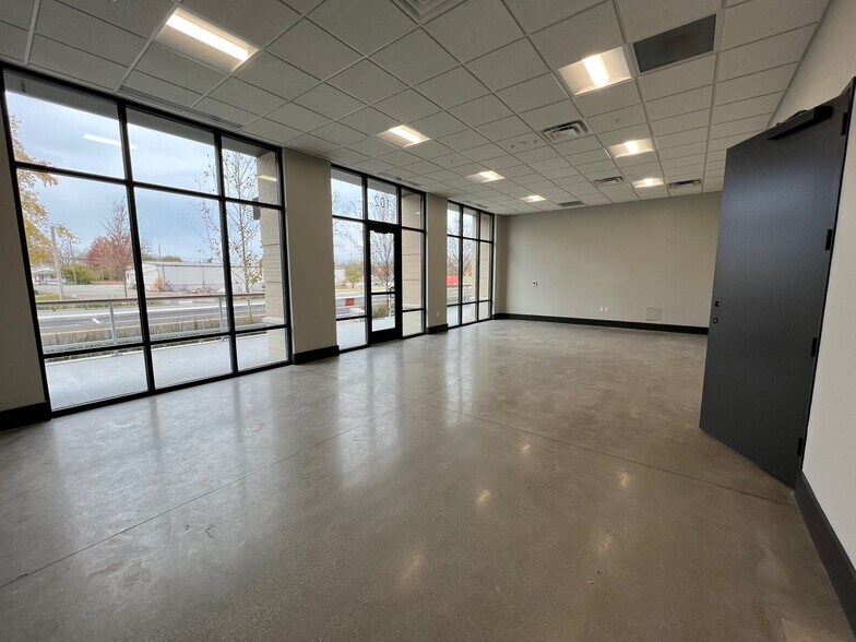 More Photos Of 1400 Main St, Clarksville Apartments For Lease