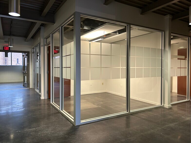 More Photos Of 269 W Jefferson St, Syracuse Office For Lease