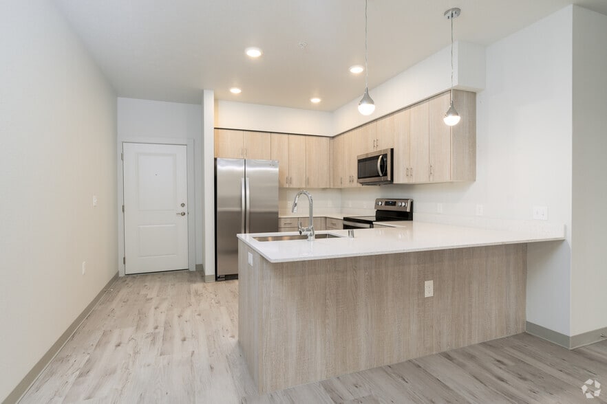 More Photos Of 15922 E Valleyway Ave, Spokane Valley Apartments For Sale