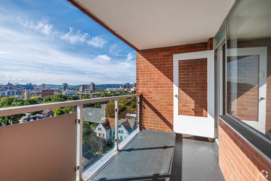 More Photos Of 770 James St, Syracuse Apartments For Sale