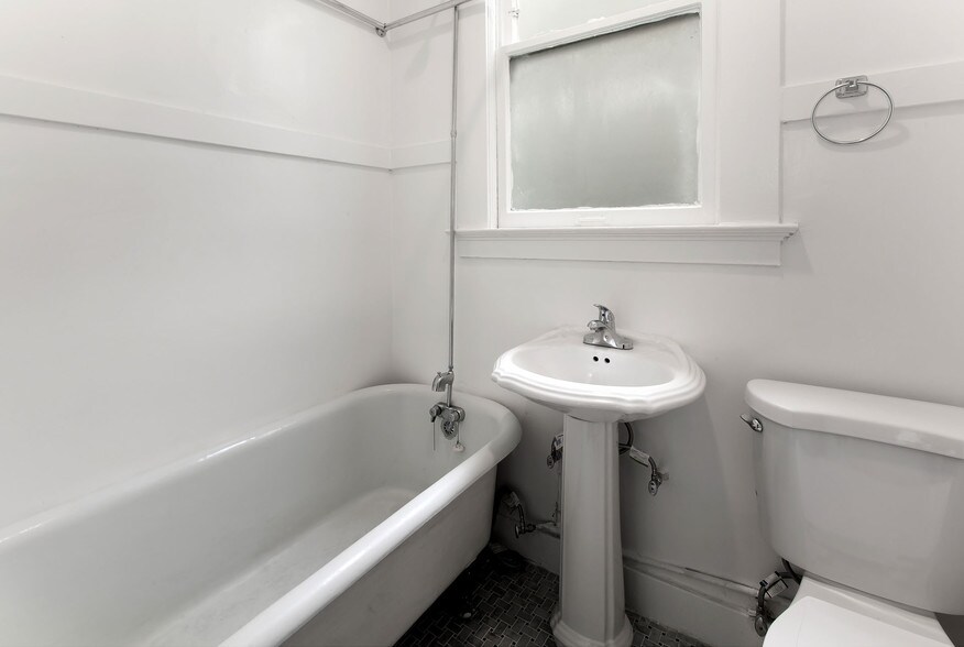 More Photos Of 1163 Pine St, San Francisco Apartments For Sale