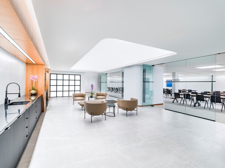 More Photos Of 1919 M St NW, Washington Office For Lease