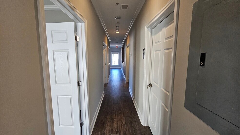 More Photos Of 1830 Peachtree Pky, Cumming Medical For Sale