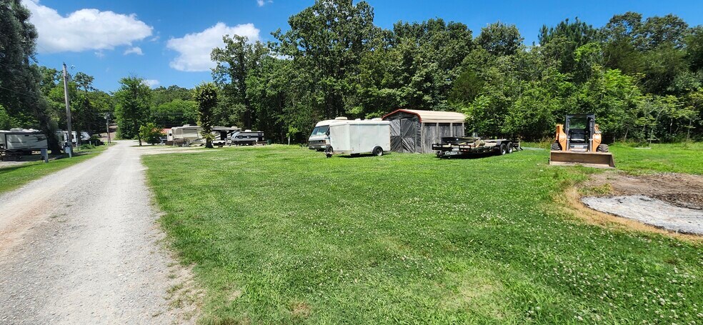 More Photos Of 469 River Rd, Lakeview Trailer Camper Park For Sale