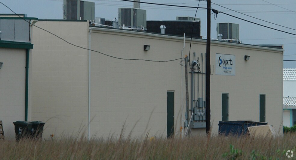 More Photos Of 14641 S Padre Island Dr, Corpus Christi Office Residential For Lease