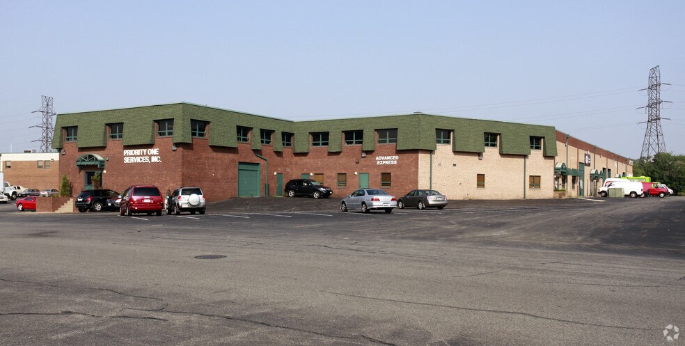 More Photos Of 6674-6698 Fleet Dr, Alexandria Unknown For Lease