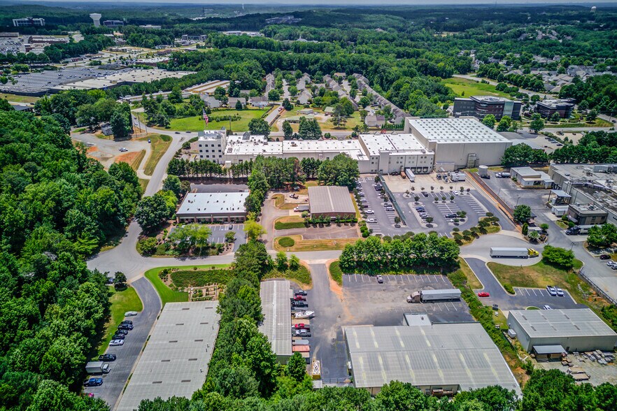 More Photos Of 3620 North Pky, Cumming Light Distribution For Lease