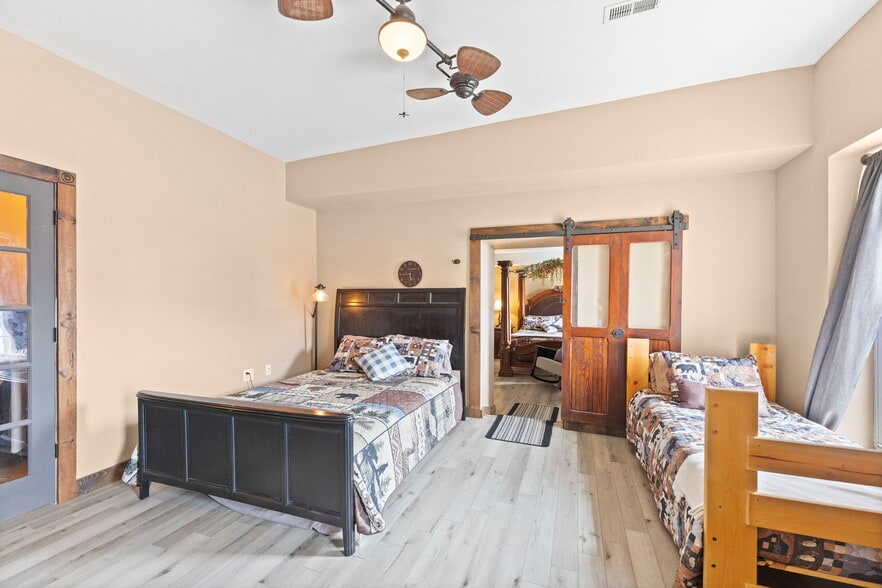 More Photos Of 116 N 3rd St, Burlington Apartments For Sale