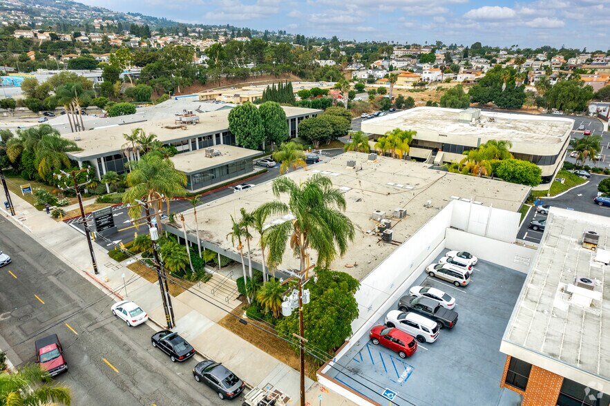 More Photos Of 1360 W 6th St, San Pedro Unknown For Lease