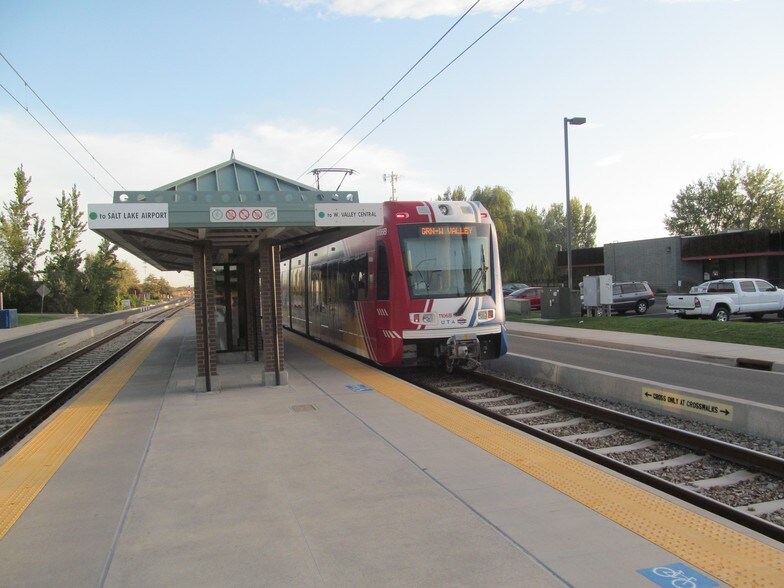 More Photos Of 2411 S 1070 W, Salt Lake City Office For Sale