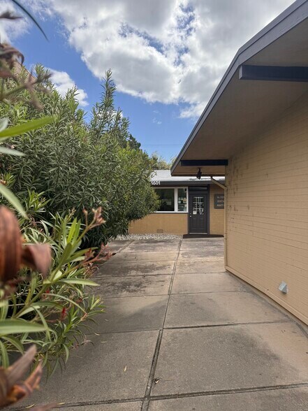 More Photos Of 1601 McHenry Village Way, Modesto Medical For Sale