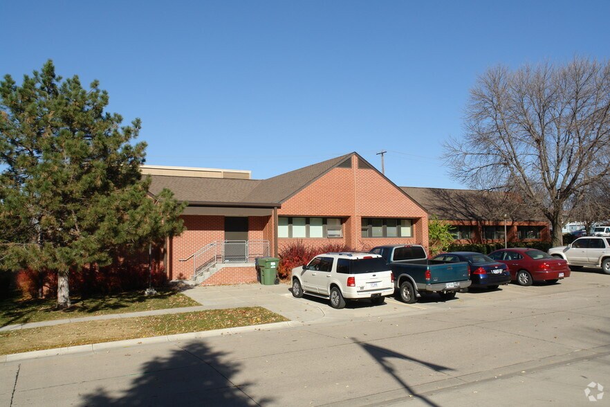 More Photos Of 8230 Beechwood Dr, Lincoln Office For Lease