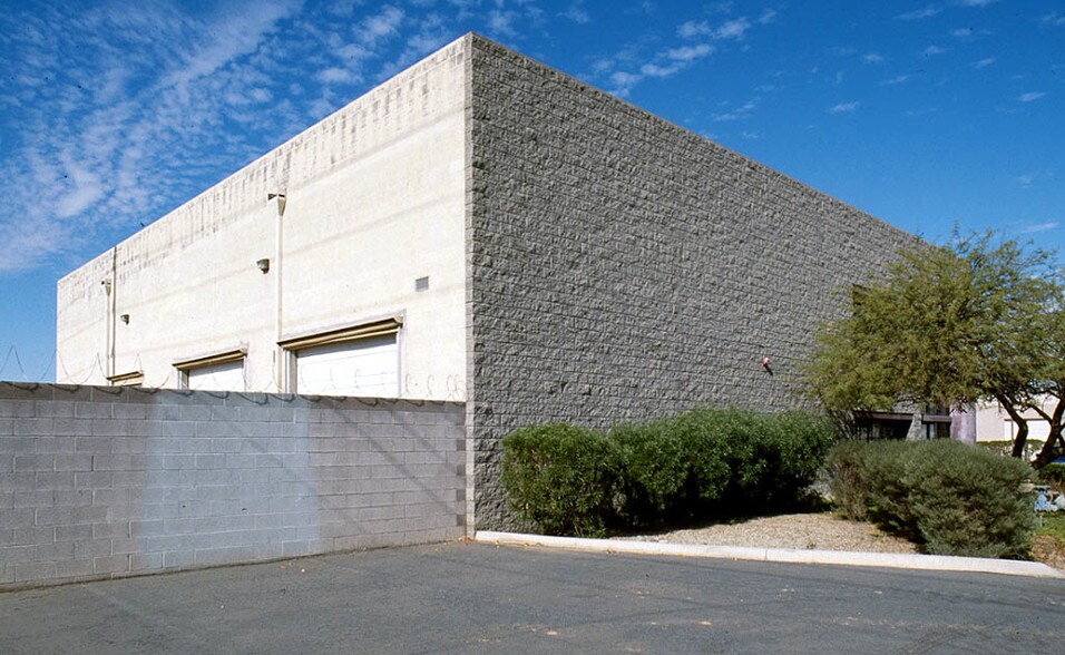 More Photos Of 21402 N 7th Ave, Phoenix Warehouse For Lease