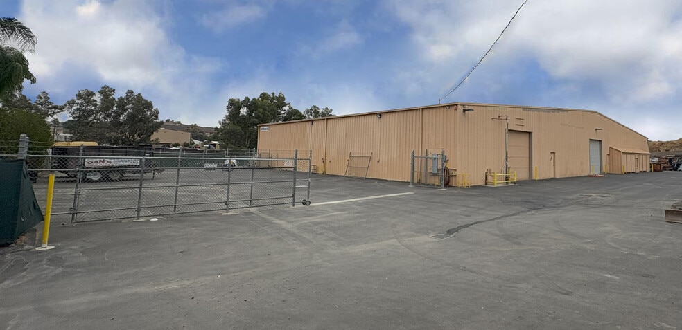 More Photos Of 19011 Mermack Rd, Lake Elsinore Manufacturing For Lease