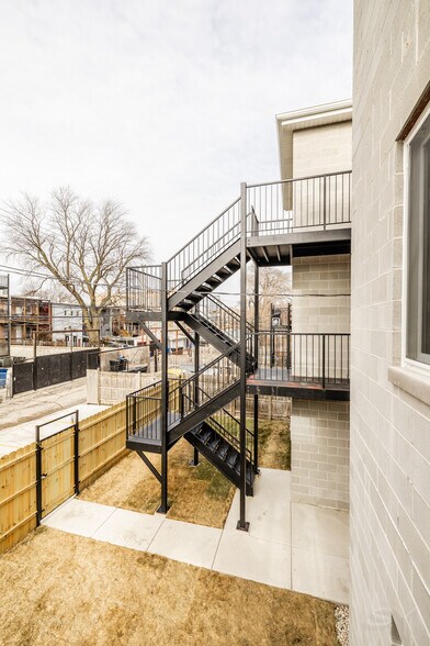 More Photos Of 1230 S Fairfield Ave, Chicago Multifamily For Sale