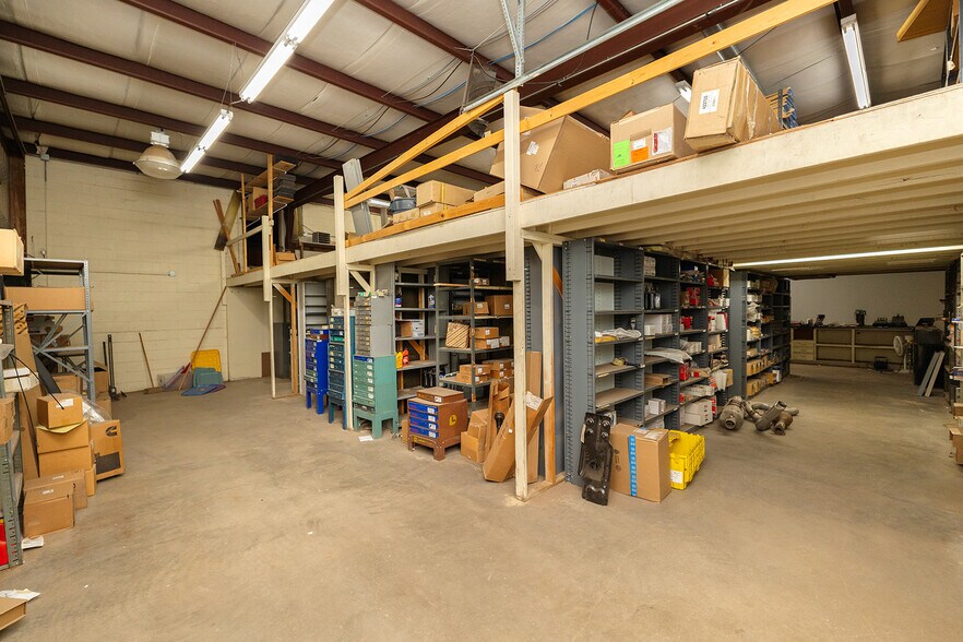 More Photos Of 890 N State Road 14, Harper Auto Dealership For Sale