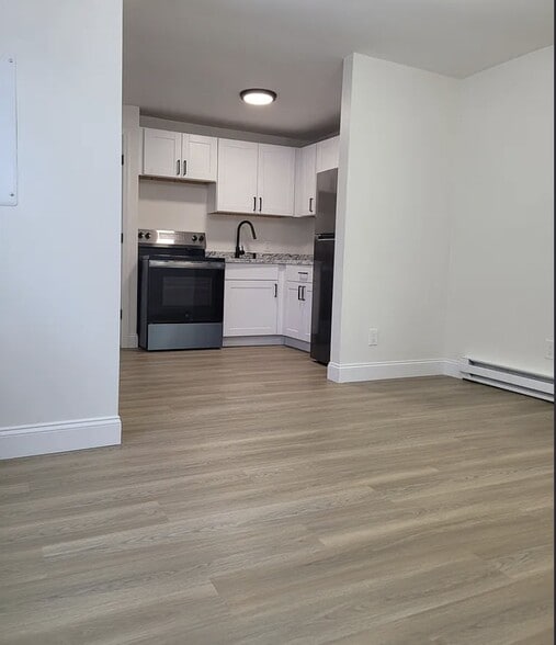 More Photos Of 19-25 Vineyard Ave, Highland Apartments For Sale