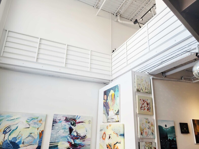 More Photos Of 101-105 Murray St, Ottawa Storefront For Lease