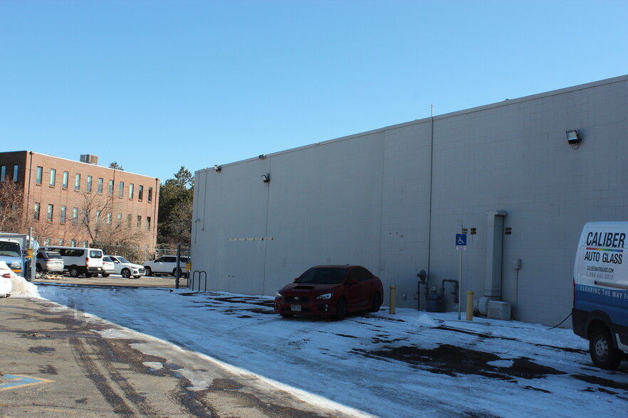 More Photos Of 2930 S Havana St, Aurora Auto Dealership For Lease