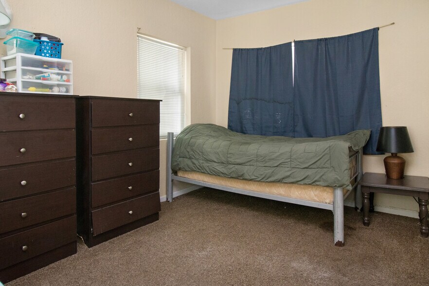 More Photos Of 3570 N Old Dixie Hwy, Delray Beach Apartments For Sale