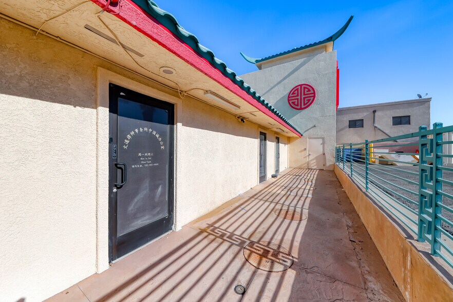 More Photos Of 3460 Arville St, Las Vegas Freestanding For Lease