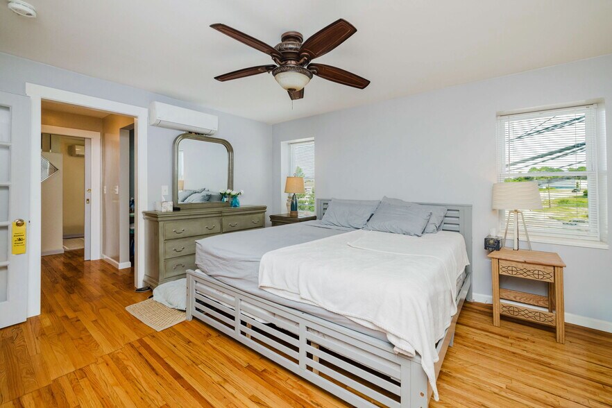 More Photos Of 1019 Main Rd, Tiverton Storefront For Sale