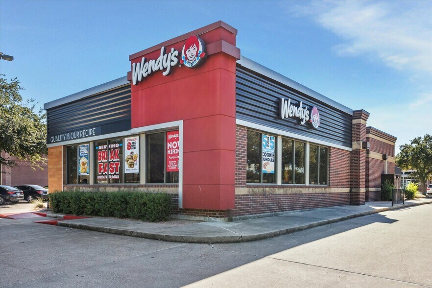 More Photos Of 16512-16580 El Camino Real St, Houston Storefront For Lease