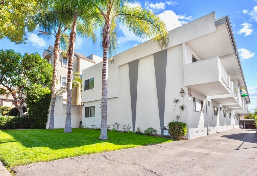 Primary Photo Of 350 W Wilson Ave, Glendale Apartments For Sale