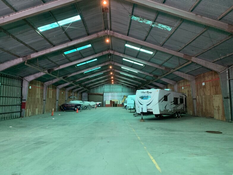 More Photos Of 110 NE Whitman Dr, Pullman Warehouse For Sale