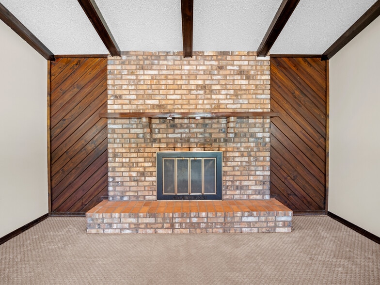 More Photos Of 6070 Minton Rd NW, Palm Bay Office For Sale