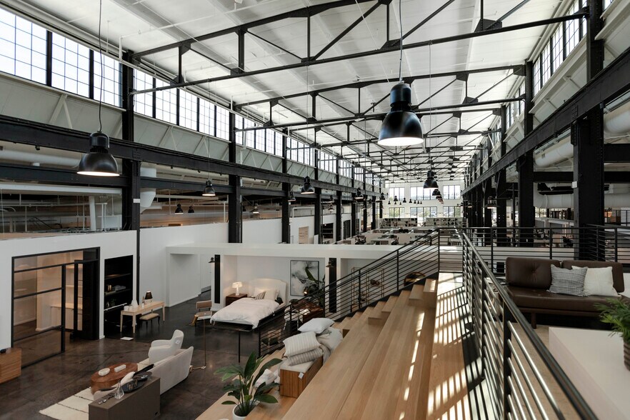 More Photos Of 1315 N North Branch St, Chicago Office For Lease