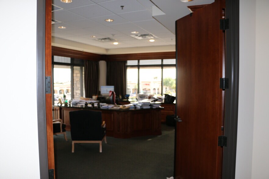 More Photos Of 7900 W Sahara Ave, Las Vegas Medical For Lease