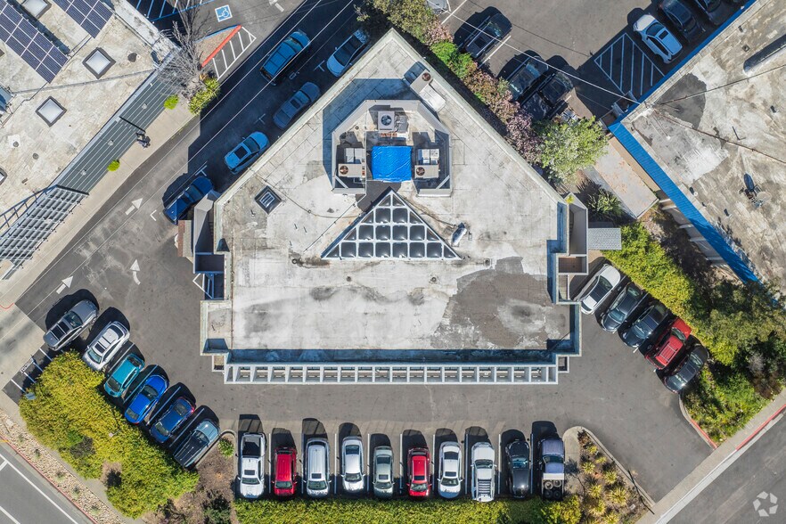 More Photos Of 150 Nellen Ave, Corte Madera Office For Lease