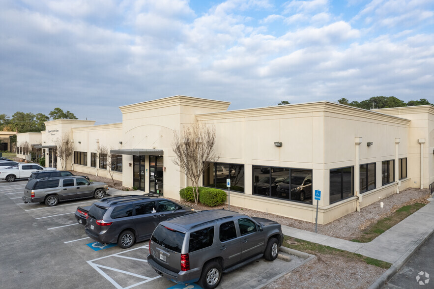 Primary Photo Of 201 Kingwood Medical Dr, Kingwood Medical For Lease