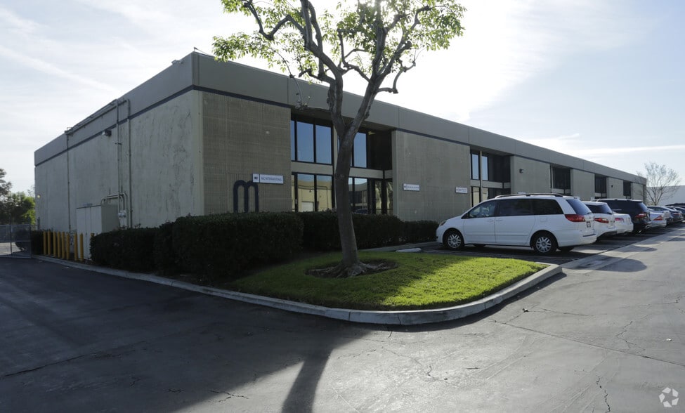 Primary Photo Of 2750 Oregon Ct, Torrance Unknown For Lease