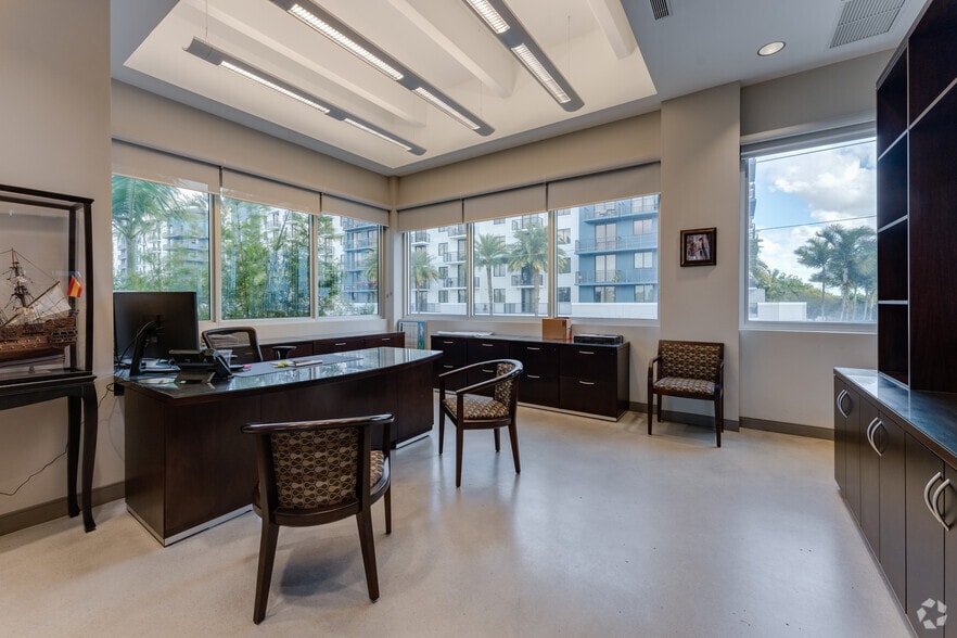 More Photos Of 2200 SW 67th Ave, Miami Office For Sale