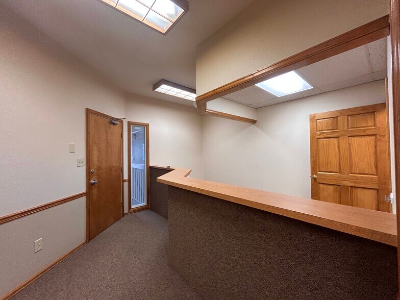 More Photos Of 1925 Dominion Way, Colorado Springs Office For Lease