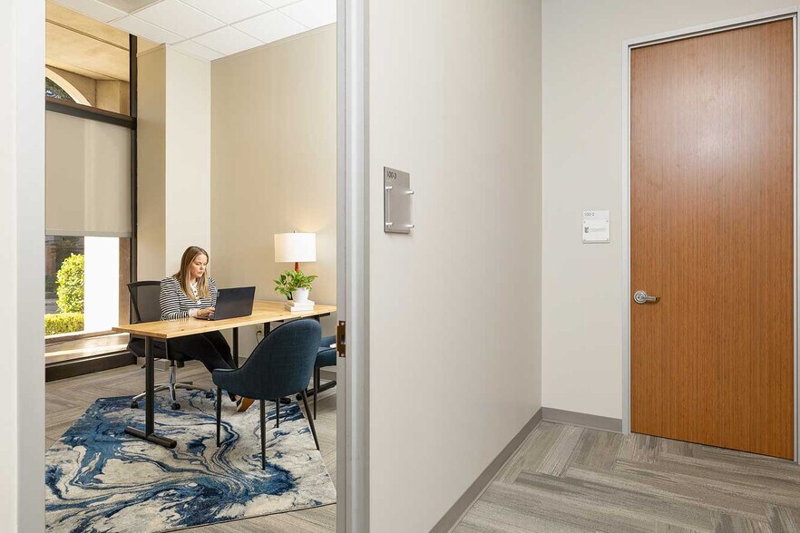 More Photos Of 3120 Southwest Fwy, Houston Coworking Space
