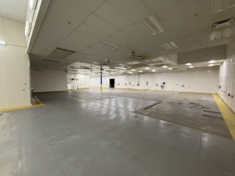 More Photos Of 2414 Boeing Way, Stockton Warehouse For Lease