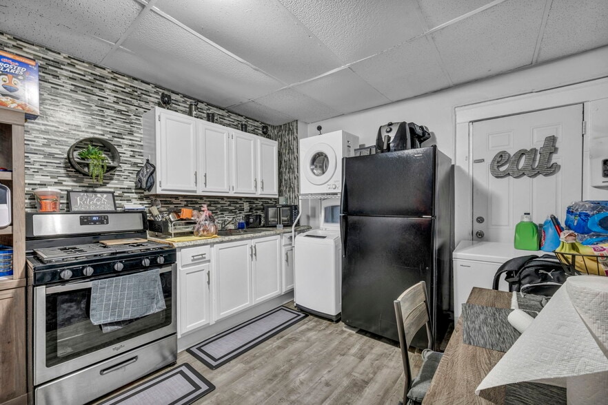 More Photos Of 16226 Arcade Ave, Cleveland Multifamily For Sale