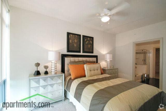 More Photos Of 8710 Cameron St, Silver Spring Apartments For Lease