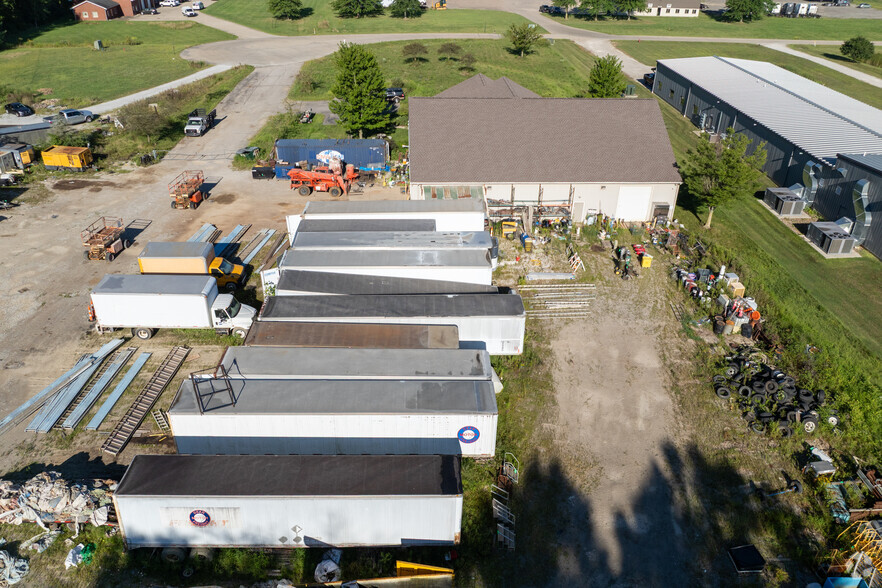 More Photos Of 12409 Eaton Commerce Pky, Columbia Station Flex For Sale