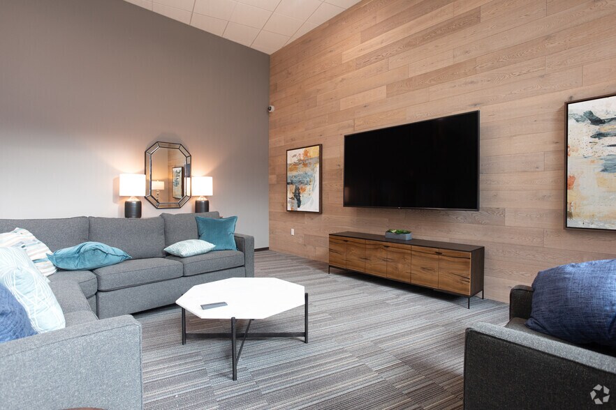 More Photos Of 6110 Pacific Ave SE, Lacey Multifamily For Sale